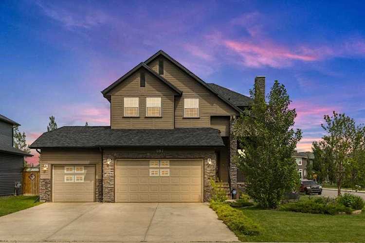 597 Boulder Creek Circle Langdon, AB T0J 1X3