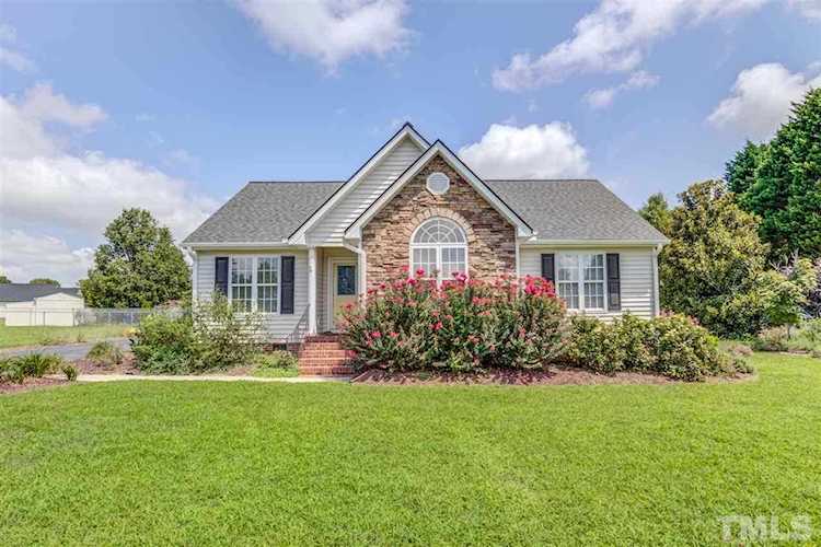 127 Mary Lane Garner, NC 27529 | MLS 2334164 Photo 1