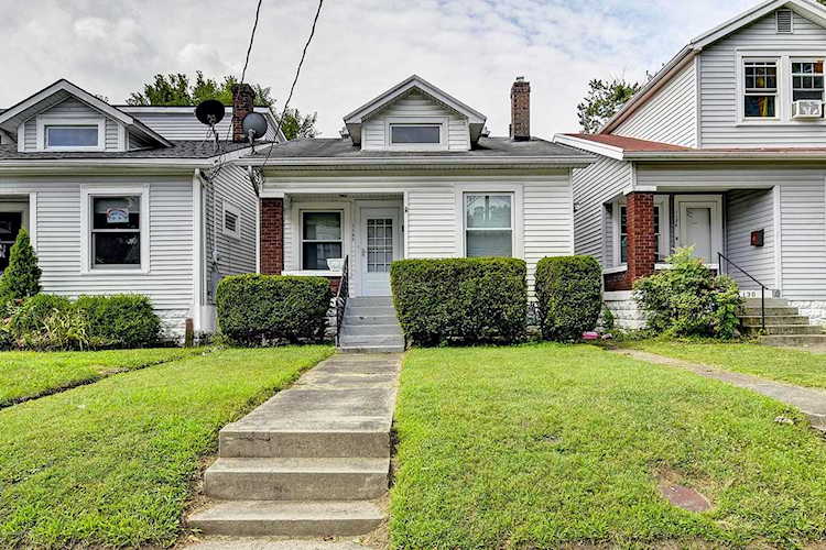 1138 Charles St Louisville, KY 40204