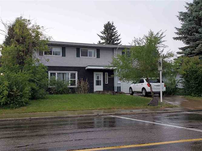 9204 135 Avenue Edmonton, AB T5E 1N6