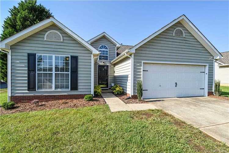 12530 Cumberland Crest Dr Huntersville, NC 28078