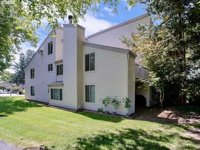 10217 SW Trapper Ter Beaverton, OR 97008 | MLS 20594377 Photo 1