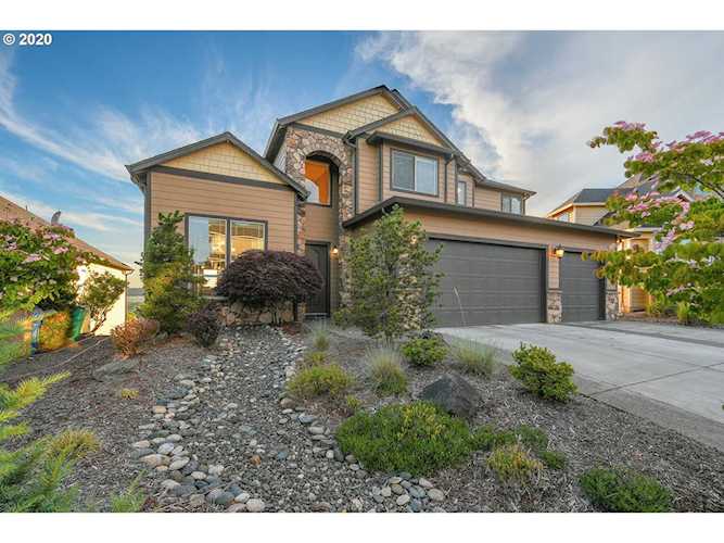 929 N 11th Pl Ridgefield, WA 98642