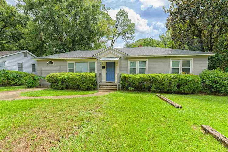 421 Murat St Tallahassee, FL 32304 in Murat Photo 1