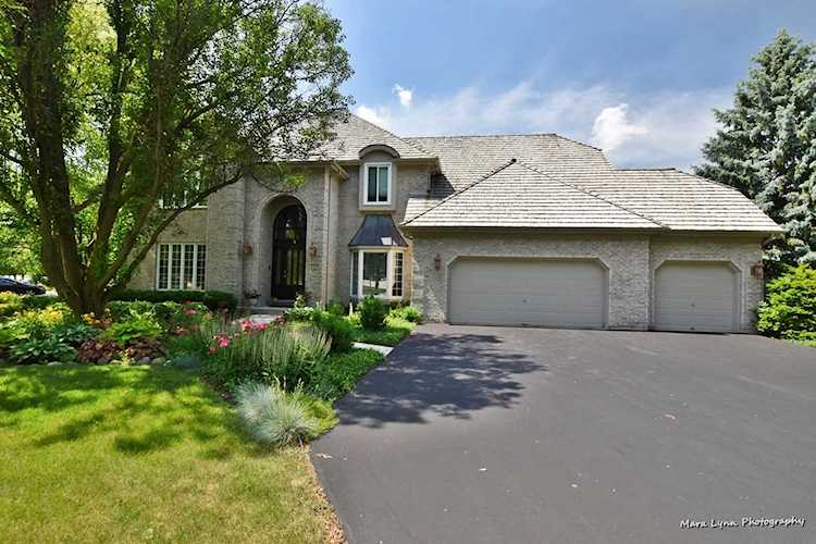 1405 Keim Circle Geneva, IL 60134