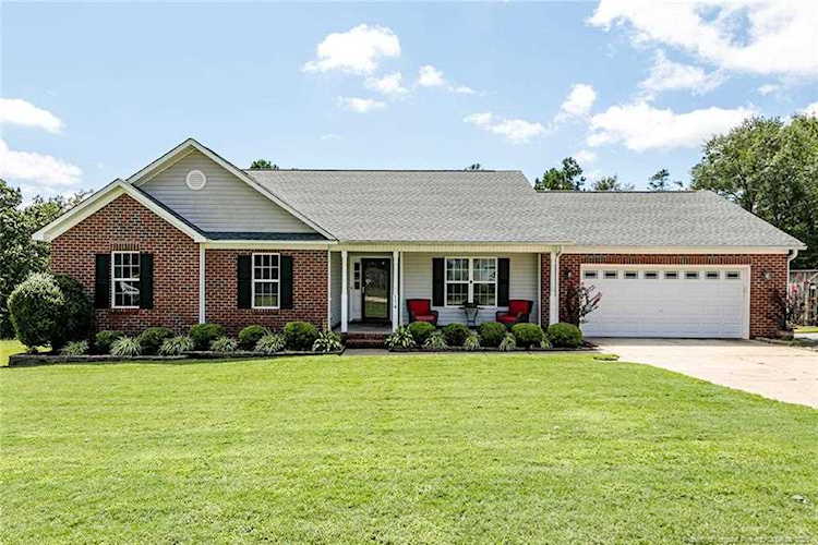 174 Rolling Creek Dr Raeford, NC 28376 | MLS 639340 Photo 1
