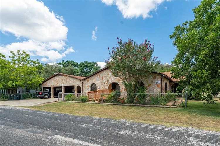 401 W Allen ST Kyle, TX 78640