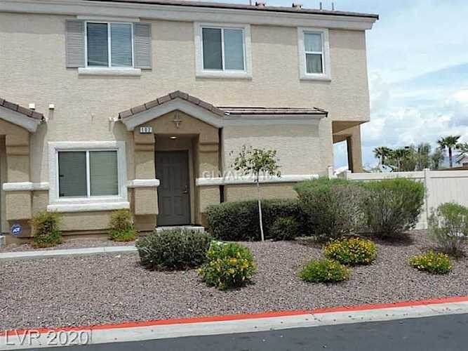 7115 Bear Paw Creek St #102 Las Vegas, NV 89149
