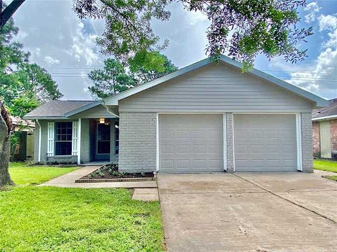 4827 Parkland St Pasadena, TX 77504