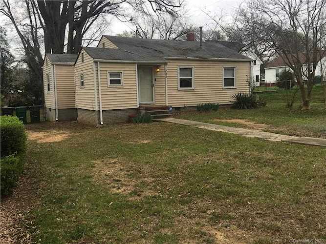 721 26th St Charlotte, NC 28205