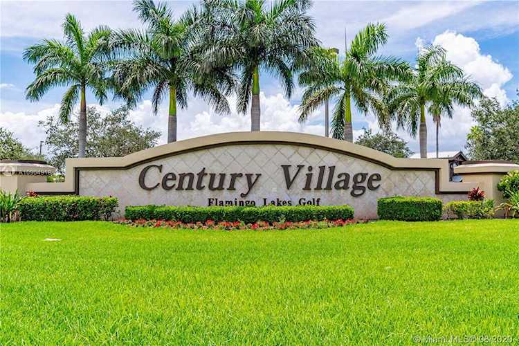 650 SW 124th Ter #204P Pembroke Pines, FL 33027