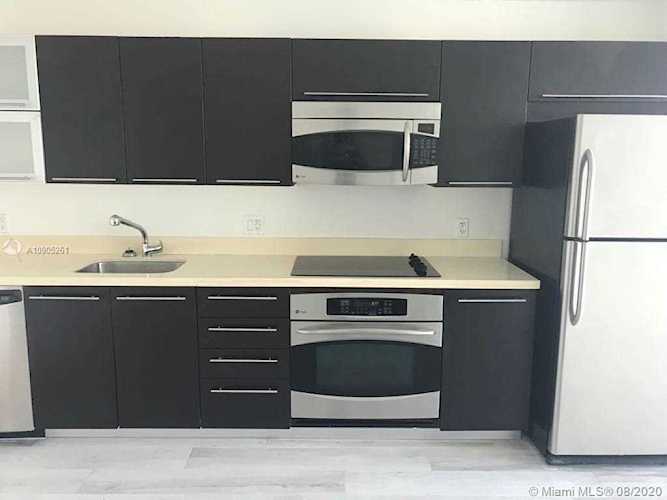 90 SW 3rd St #1108 Miami, FL 33130
