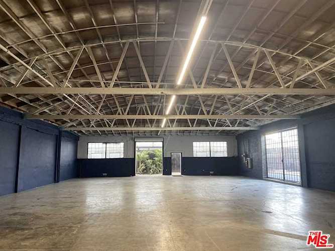 1326 Venice Boulevard Los Angeles, CA 90006