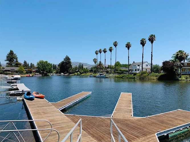 691 Cabot Way Napa, CA 94559