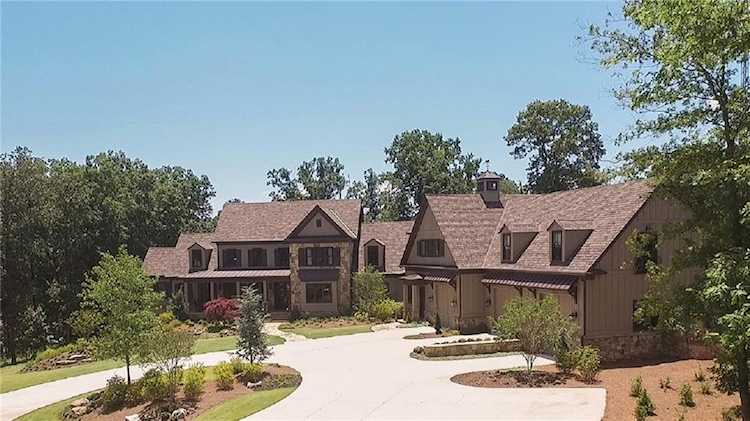 4825 Candacraig Johns Creek, GA 30022