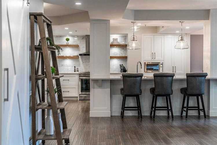 200 La Caille Place SW #502 Calgary, AB T2P 5E2