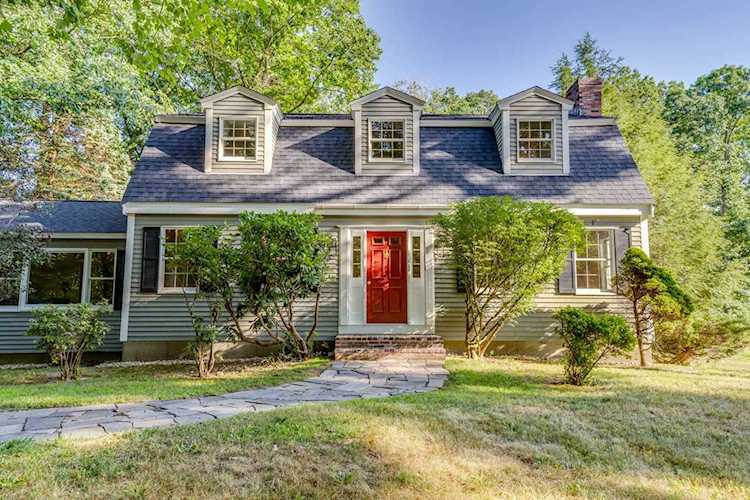 12 Burnette Dr Rye, NH 03870
