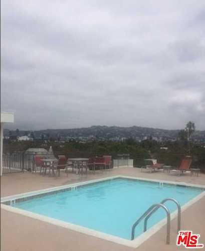 6151 Orange Street #221 Los Angeles, CA 90048