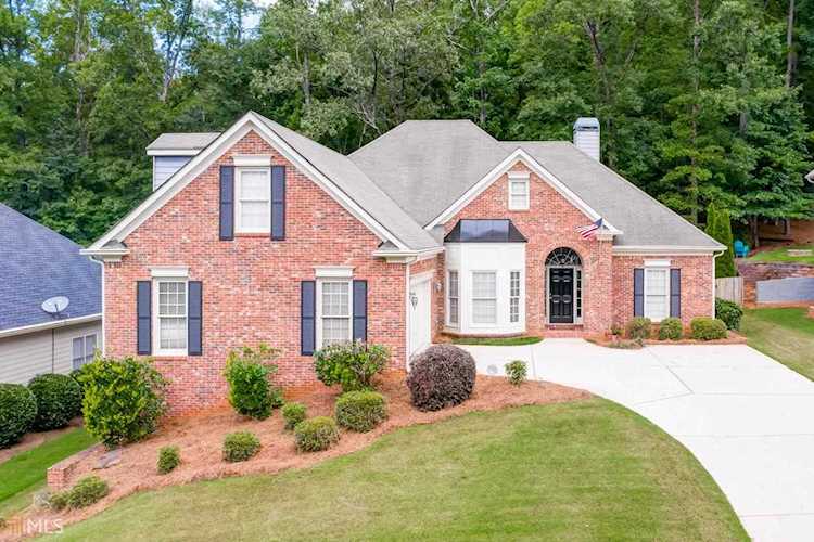 1256 Chippewa Oak Dr Dacula, GA 30019