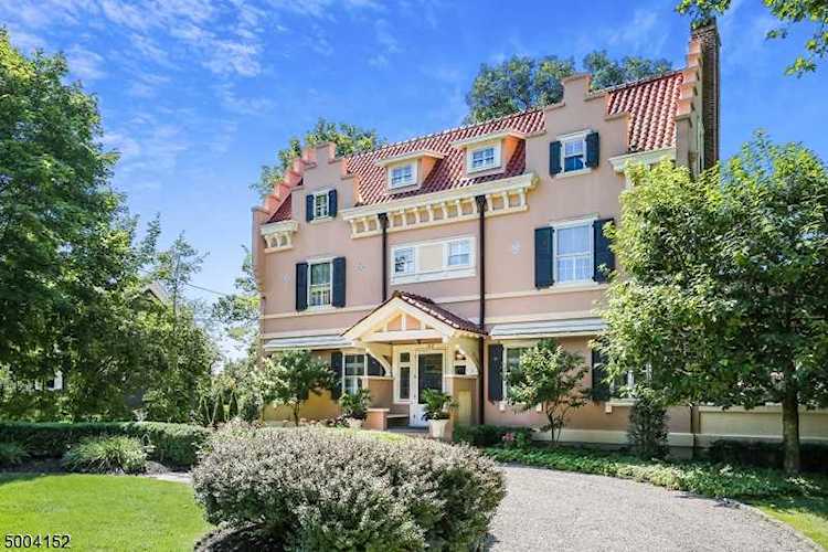 92 Prospect Street Summit, NJ 07901