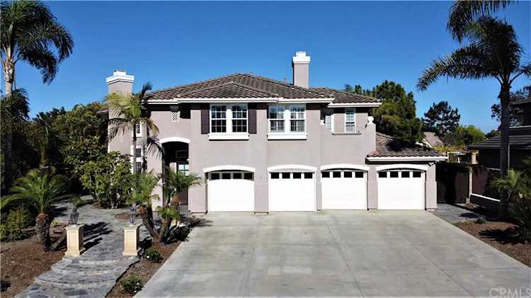 18872 Rockinghorse Lane Huntington Beach, CA 92648