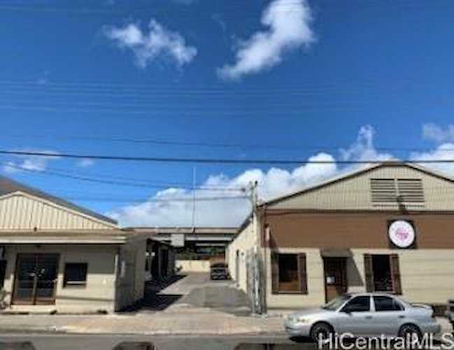 2726 Waiwai Loop Honolulu, HI 96819