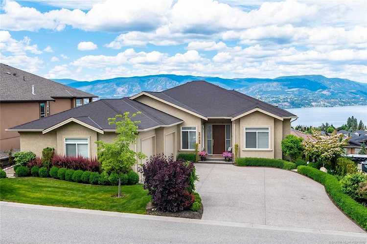 5332 Signet Crescent Kelowna, BC V1W5J5