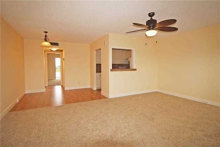 4012 Farnham N #4012 Deerfield Beach, FL 33442