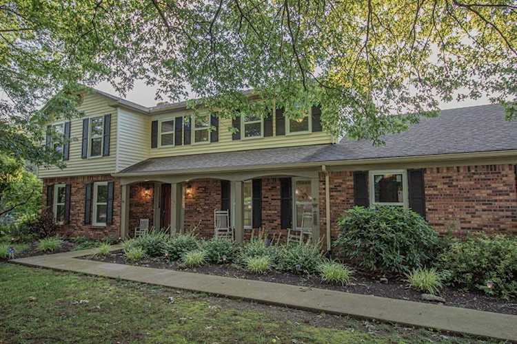 103 Cherrywood Drive Nicholasville, KY 40356