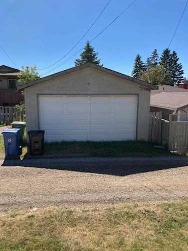 2818 9 Ave SE Calgary, AB T2A 0B9