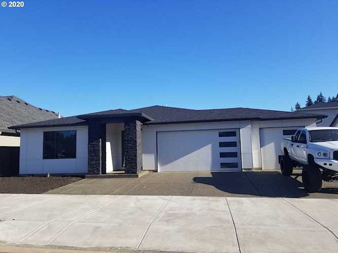 4107 SE 18th Ave Brush Prairie, WA 98606