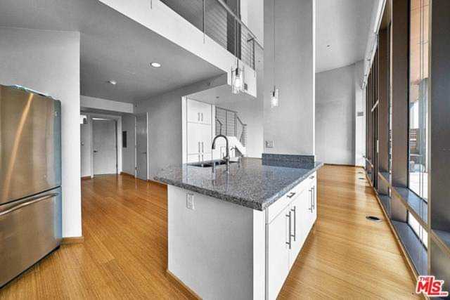 1100 Wilshire #1706 Los Angeles, CA 90017