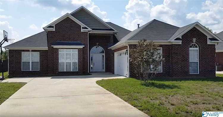 138 Appleberry Lane Harvest, AL 35749 | MLS 1148499 Photo 1