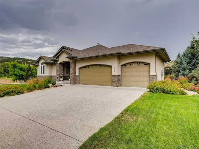 302 Mcconnell Dr Lyons, CO 80540