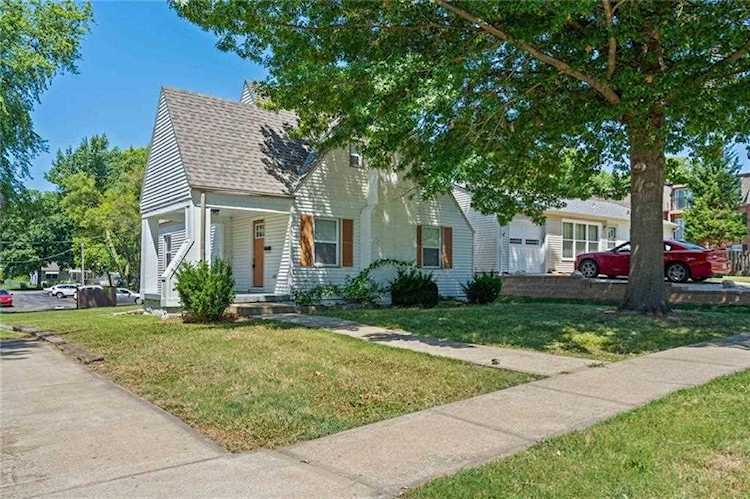 5738 Outlook St Mission, KS 66202