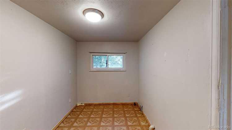 843 E Dartmouth Ave Englewood, CO 80113
