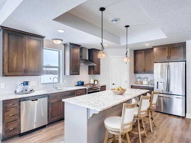 4906 93rd Way N Brooklyn Park, MN 55443