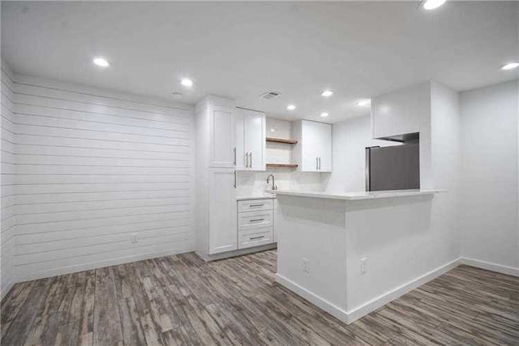 8210 Bent Tree RD #216 Austin, TX 78759