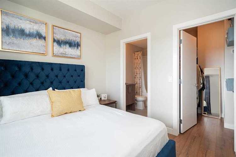 16 Sage Hill Terrace NW #204 Calgary, AB T3R 0W7