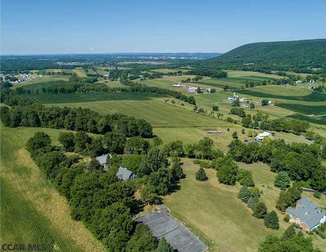 161 Moonhill Lane Boalsburg, PA 16827 | home for sale | KBB Photo 1