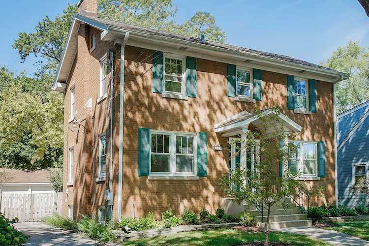 230 Crest Rd Glen Ellyn, IL 60137