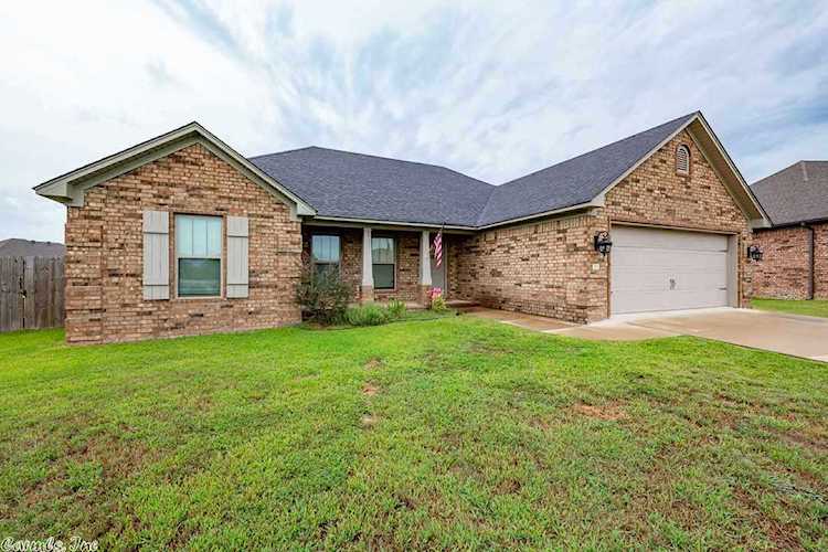 17 Cobalt Greenbrier AR | Jewels Estates Subdivision home for sale Photo 1