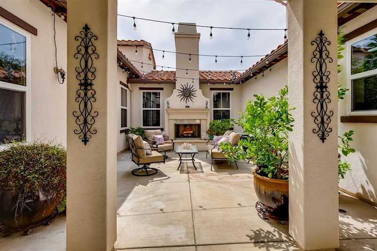 5026 Medalist Ct Oceanside, CA 92057