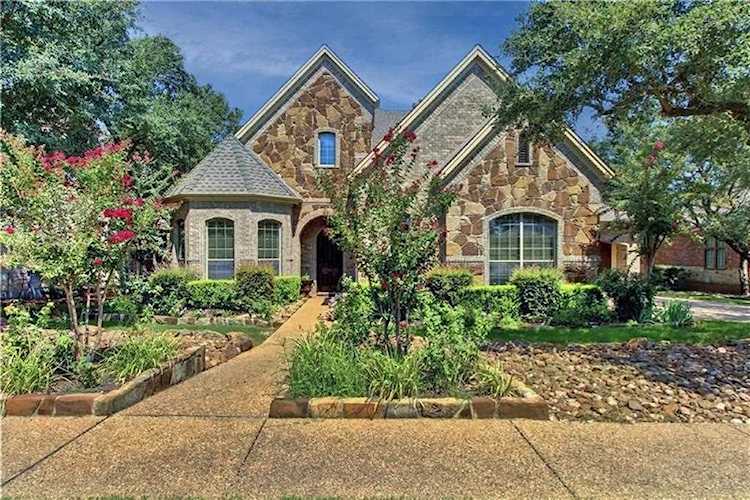 10500 Avery Club DR #6 Austin, TX 78717