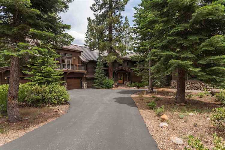 8750 Lahontan Drive Truckee, CA 96161