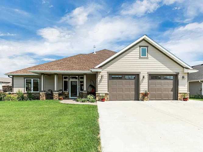 1116 Village Street SE New Prague, MN 56071