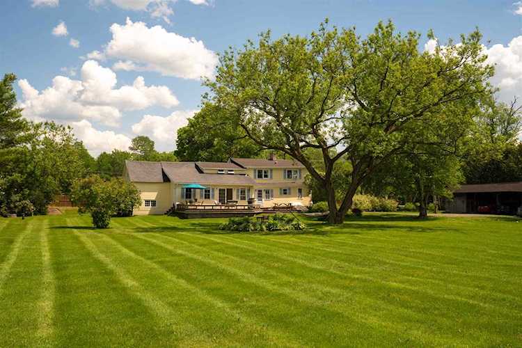 1011 Stagecoach Rd Stowe, VT 05672