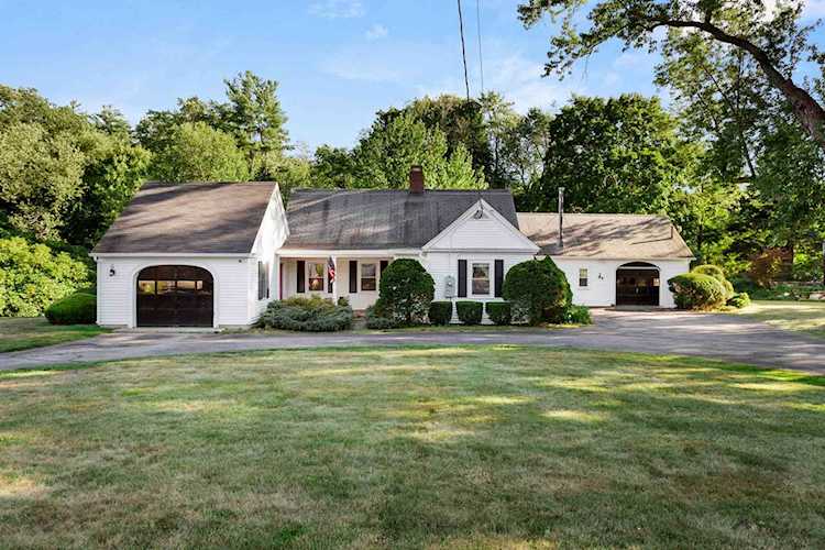 154 Washington Rd Rye, NH 03870