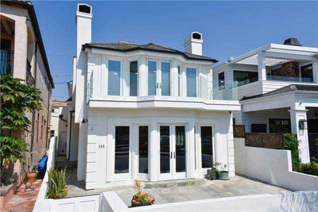 145 Rivo Alto Canal Long Beach, CA 90803