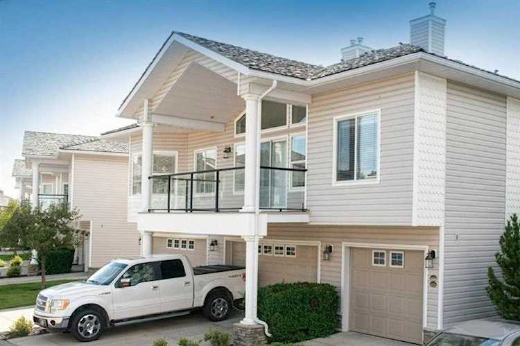 9 Rocky Vista Terrace NW Calgary, AB T3G 5G6